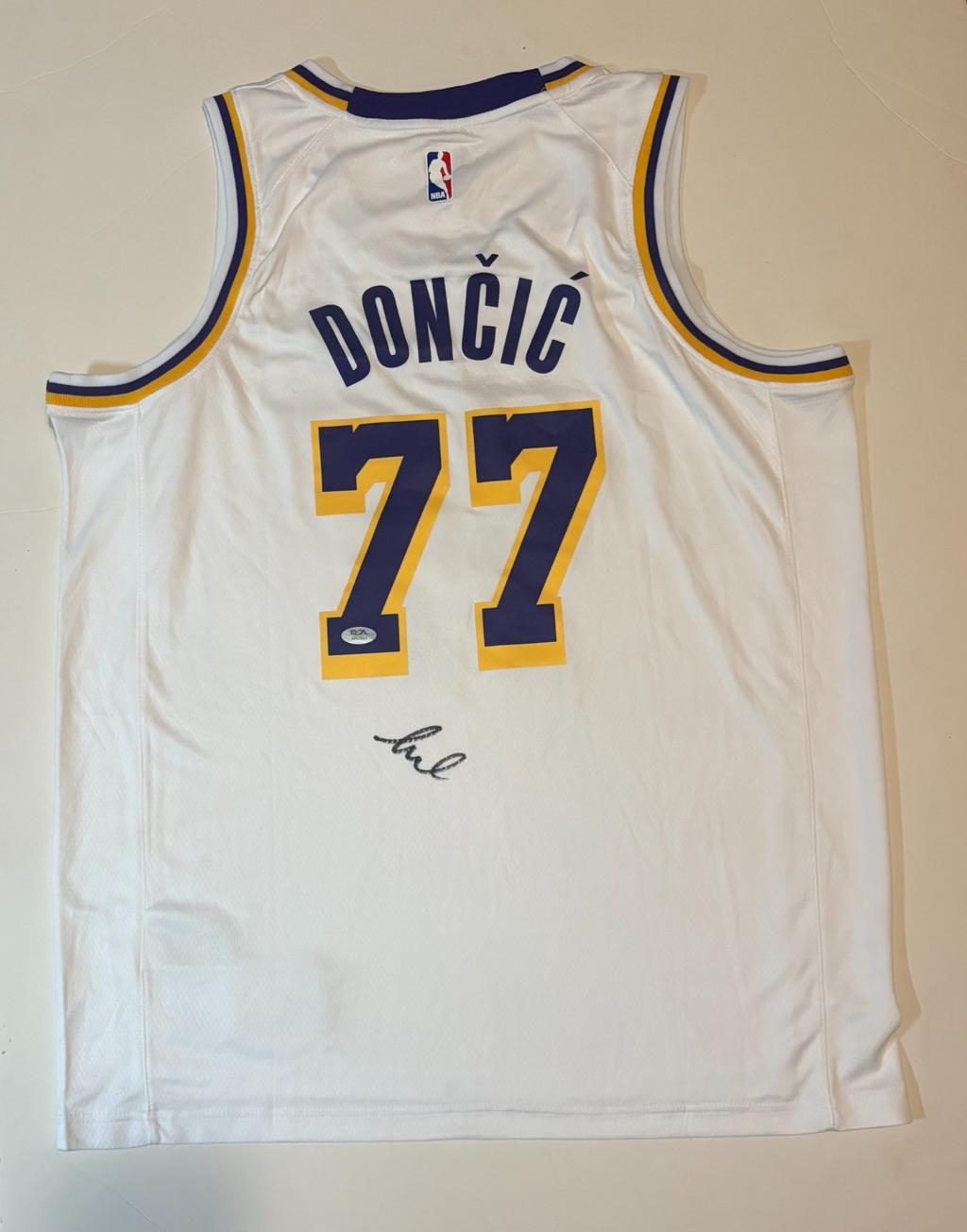 Luka Doncic Signed Jersey PSA/DNA Autographed Los Angeles Lakers