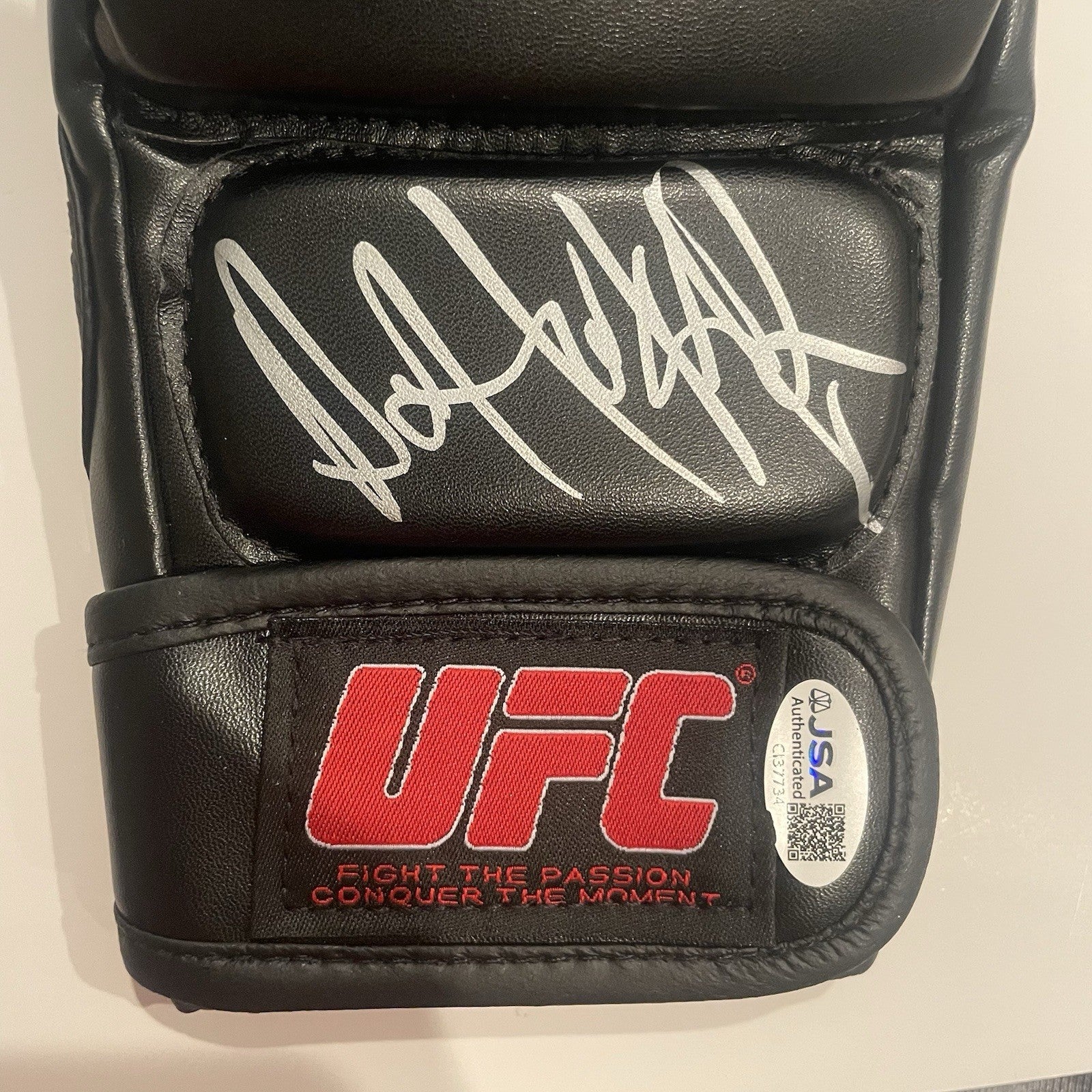 Dan Hooker Signed UFC Fight Glove JSA COA Autographed Full Sig