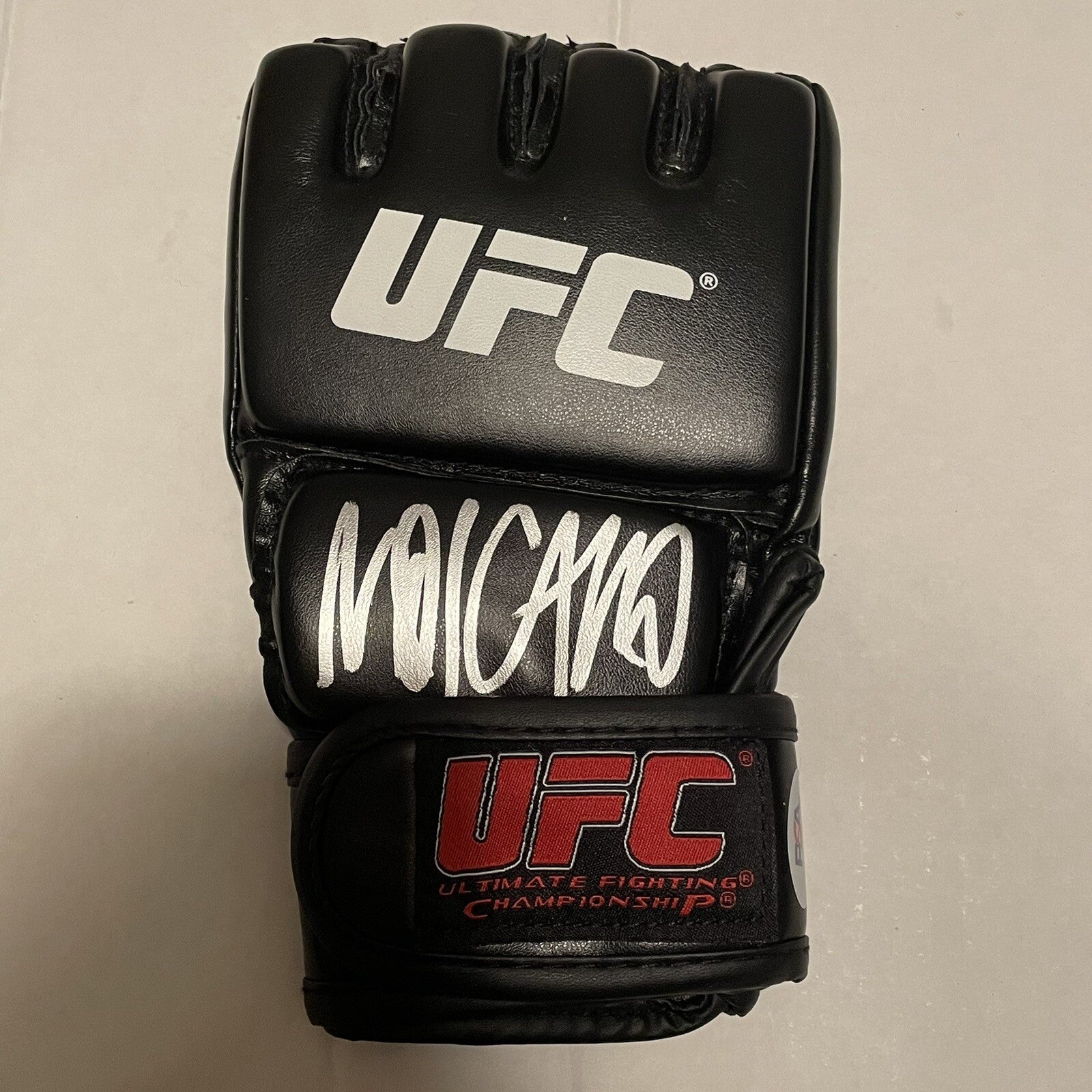 Renato Moicano Signed UFC Fight Glove PSA/DNA Autographed