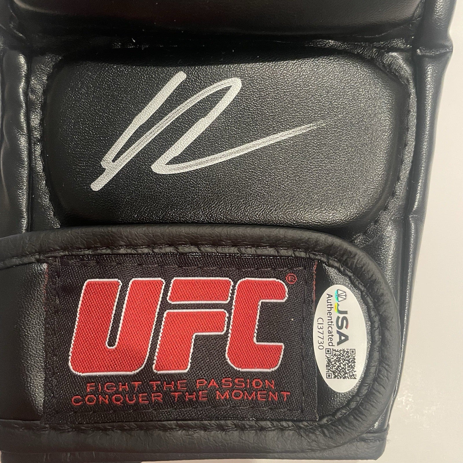 Donald Cerrone Signed UFC Fight Glove JSA COA Autographed Cowboy