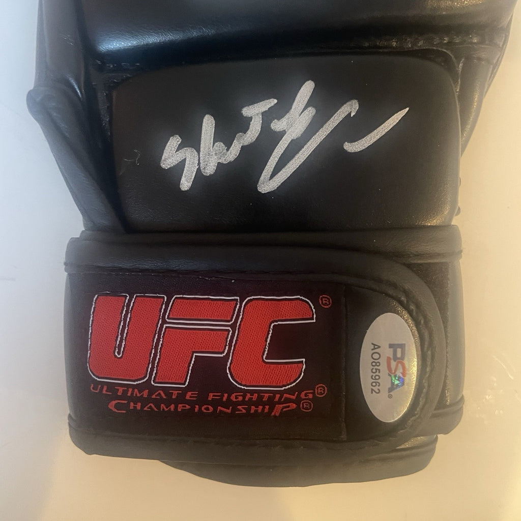 Mauricio Shogun Rua Signed UFC Fight Glove PSA/DNA Autographed