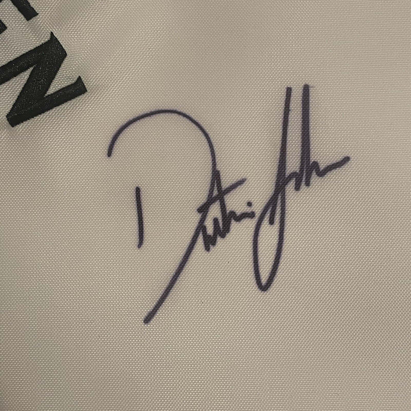 Dustin Johnson Signed 2018 U.S. Open Pin Flag JSA Autographed Shinnecock Hills