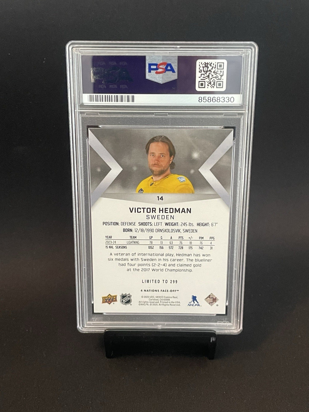 Victor Hedman Signed 2025 4 Nations Face-Off Card #14 PSA Auto 10 Sweden /299