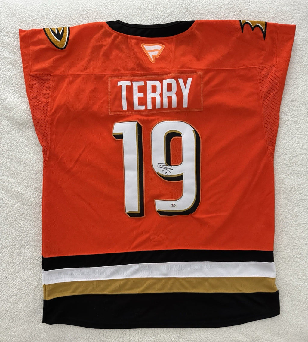 Troy Terry Signed Jersey PSA/DNA Autographed Anaheim Ducks