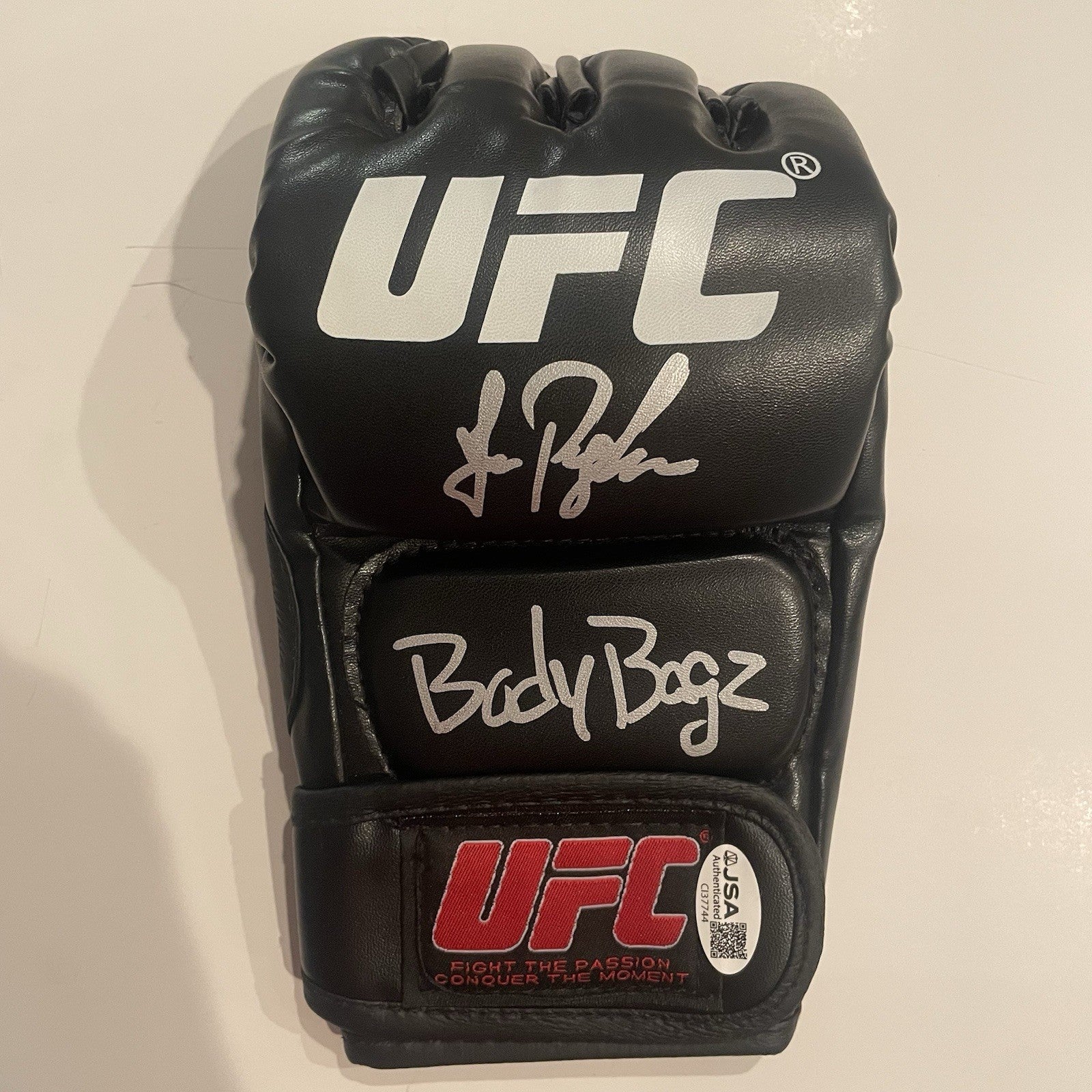 Joe Pyfer Signed UFC Fight Glove JSA COA Autographed Inscribed Body Bagz