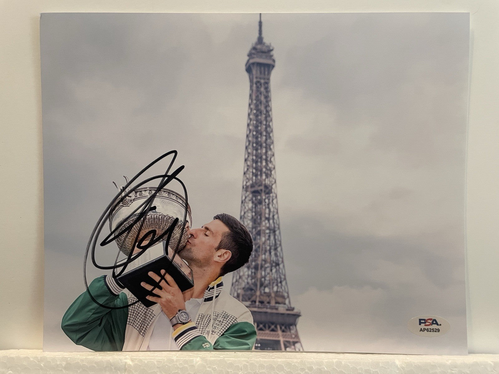 Novak Djokovic Signed 8x10 Photo PSA/DNA Autographed Tennis GOAT
