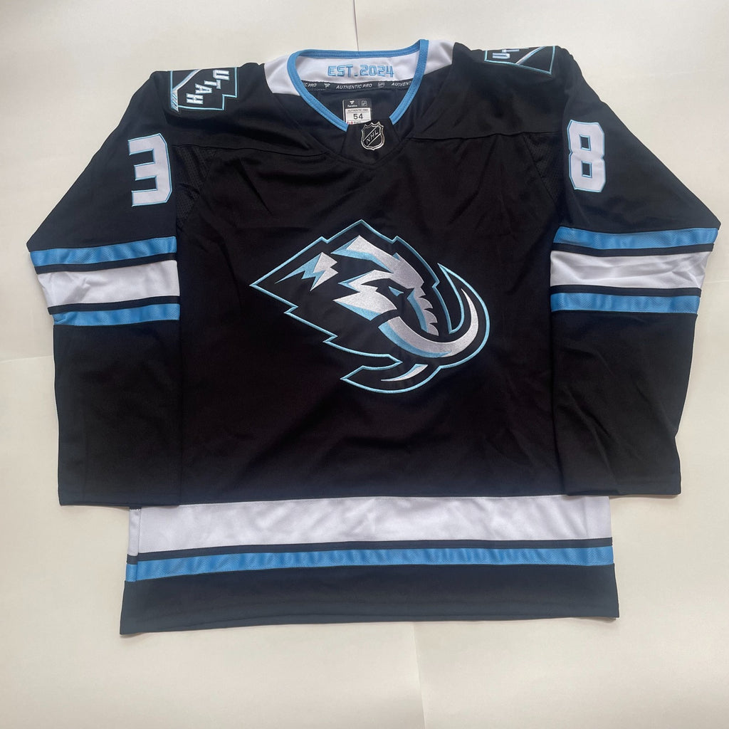 Liam O’Brien Signed Jersey PSA/DNA Autographed Utah Mammoth Inscribed Spicy Tuna