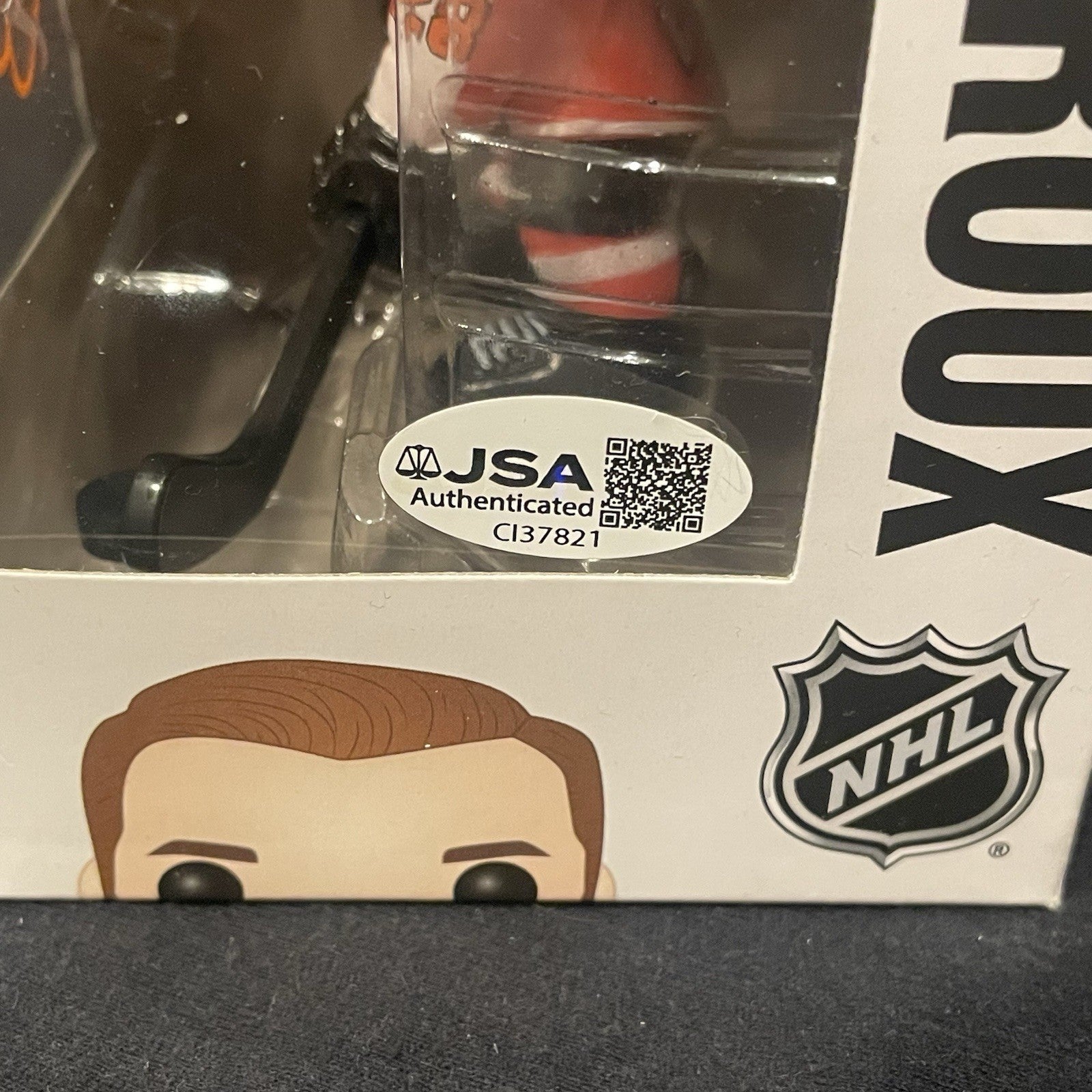 Claude Giroux Signed Funko Pop! JSA COA Autographed Philadelphia Flyers Dent
