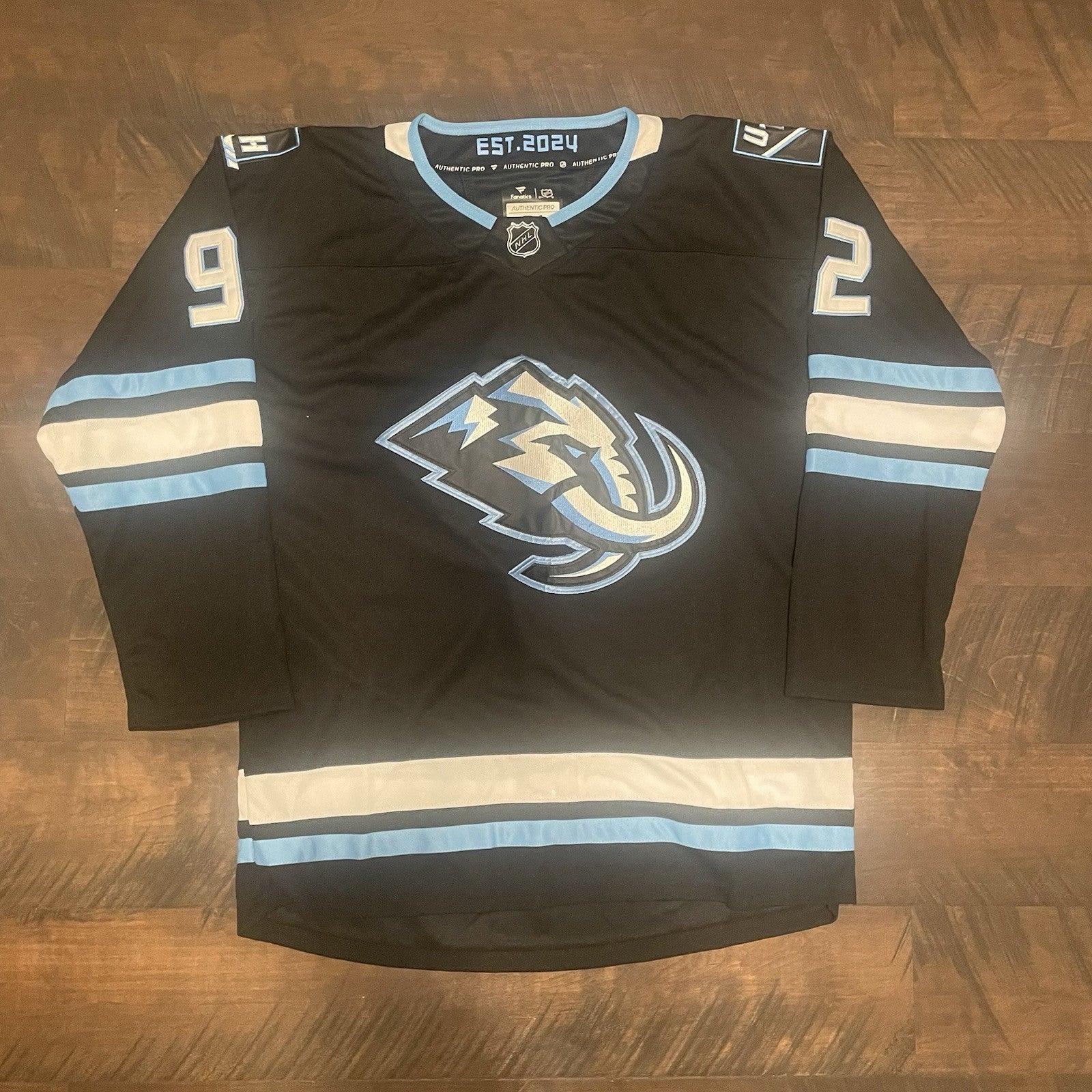Logan Cooley Signed Jersey PSA/DNA Autographed Utah Mammoth
