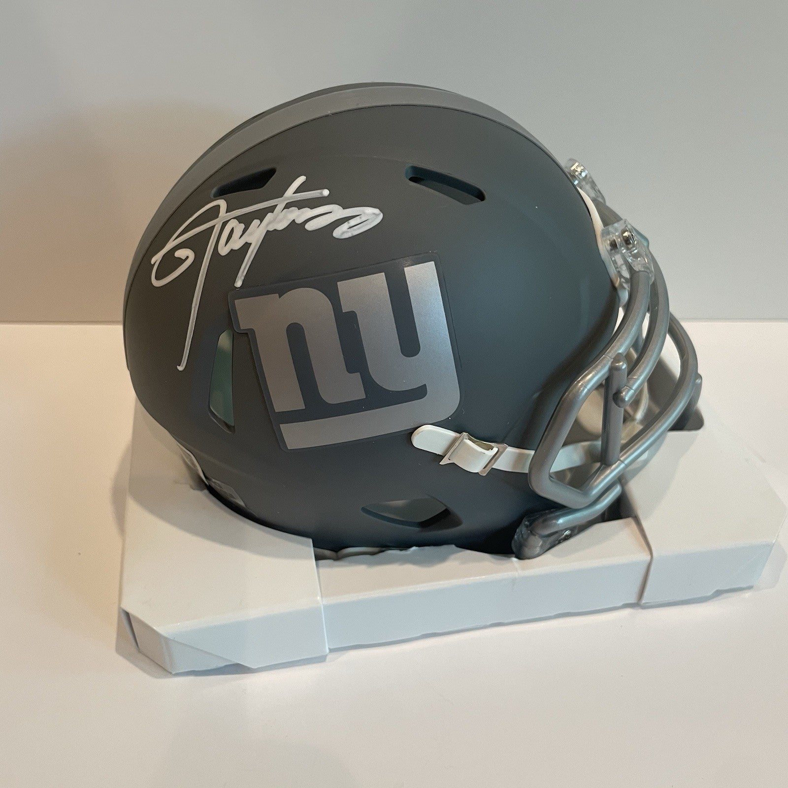 Lawrence Taylor Signed New York Giants Slate Mini Helmet Beckett Autographed HOF