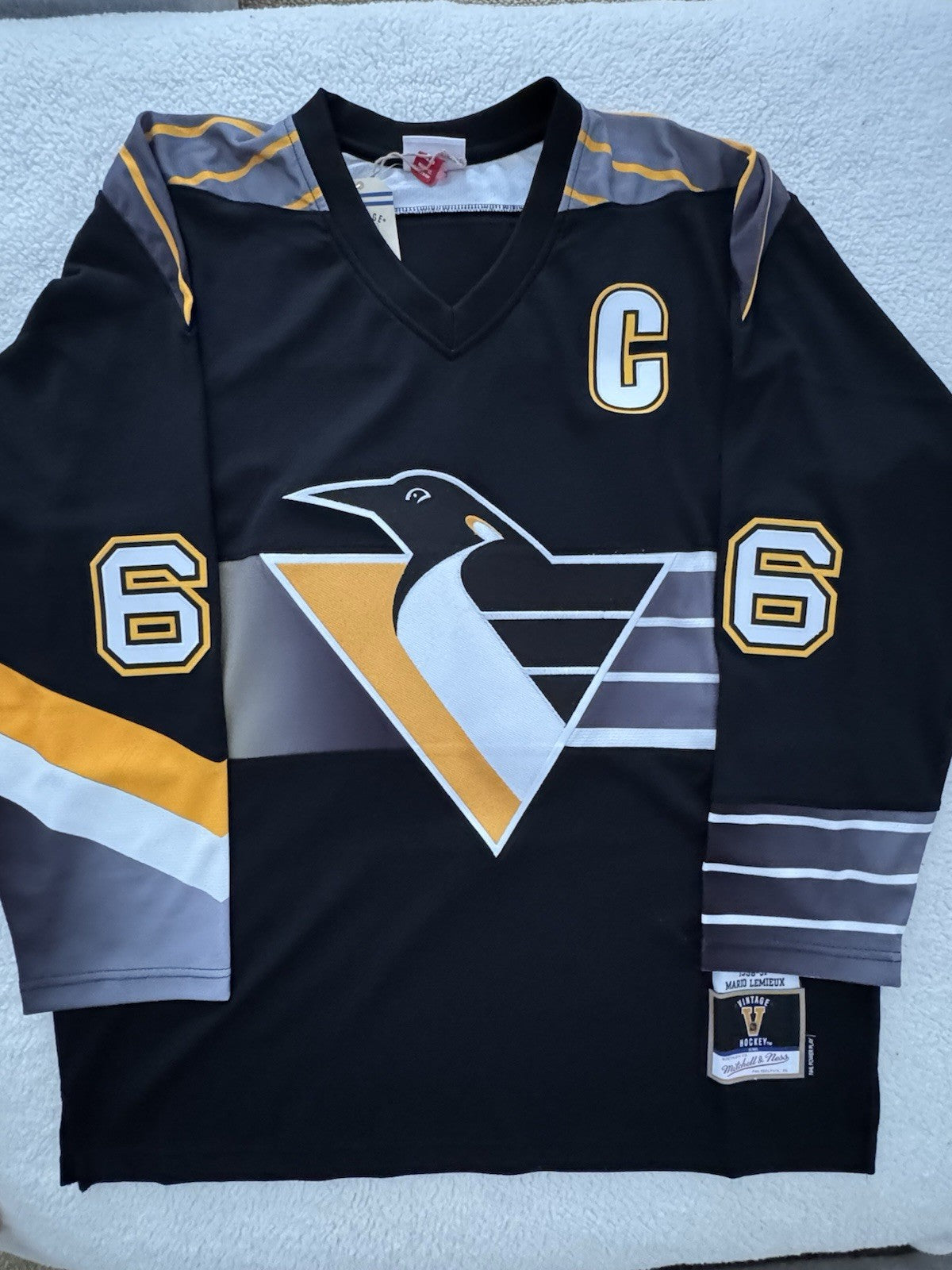 Mario Lemieux Signed Jersey PSA/DNA Autographed Penguins Mitchell & Ness