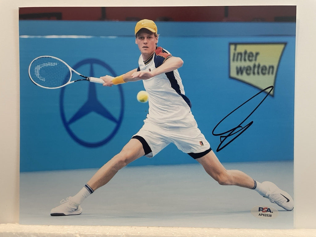 Jannik Sinner Signed 8x10 Photo PSA/DNA Autographed Tennis