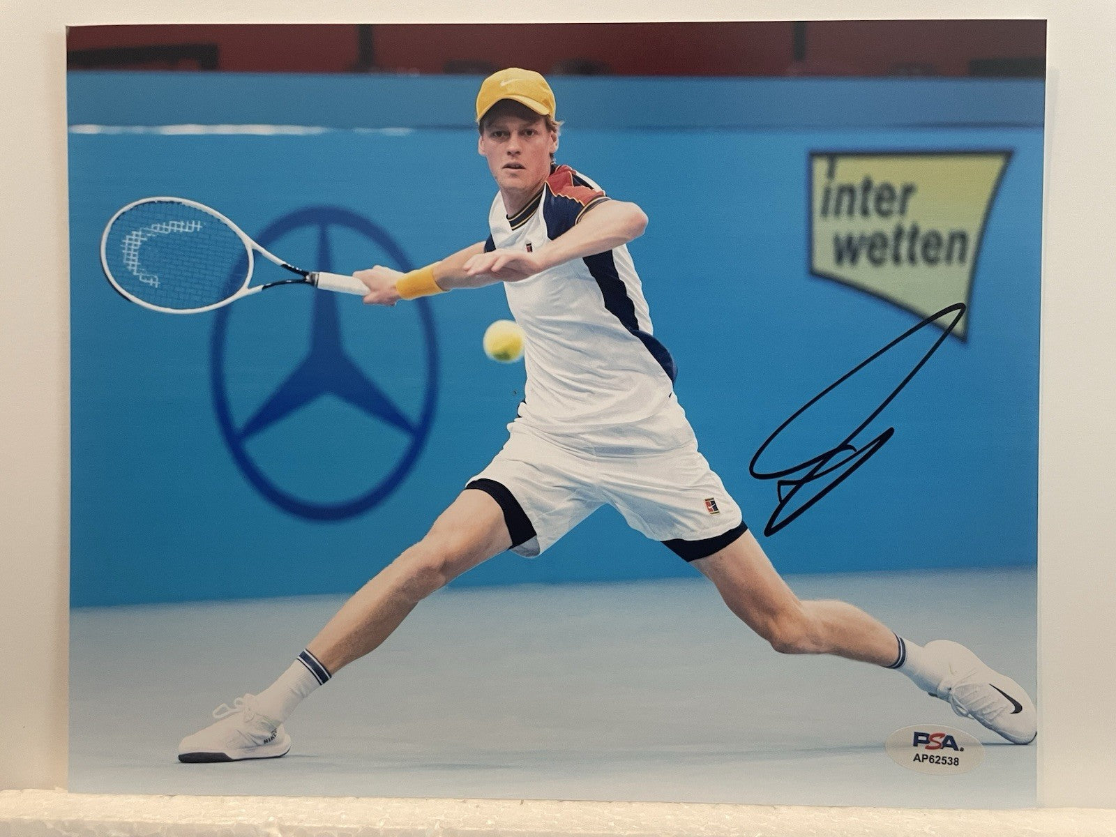 Jannik Sinner Signed 8x10 Photo PSA/DNA Autographed Tennis