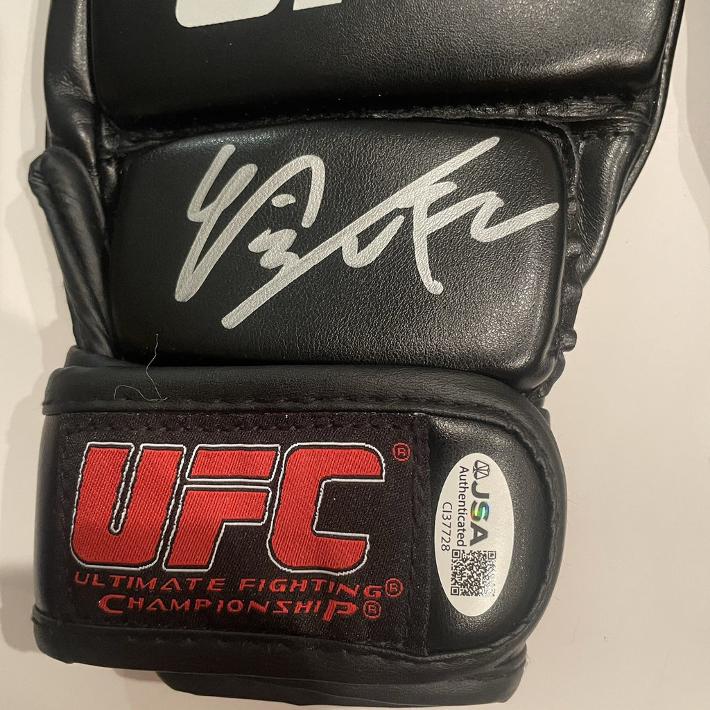 Rei Tsuruya Signed UFC Fight Glove JSA COA Autographed