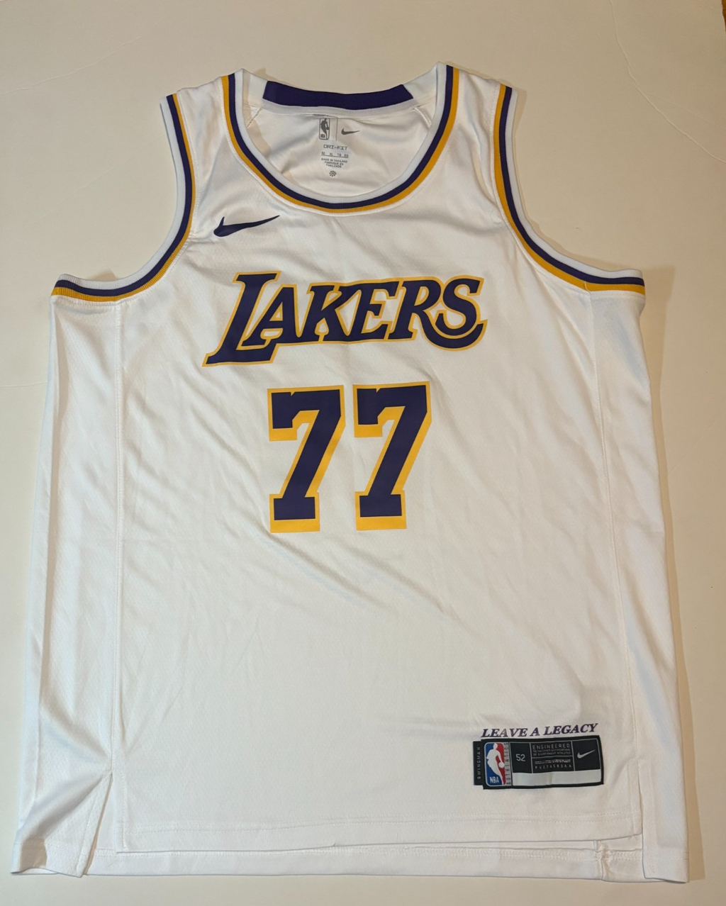 Luka Doncic Signed Jersey PSA/DNA Autographed Los Angeles Lakers