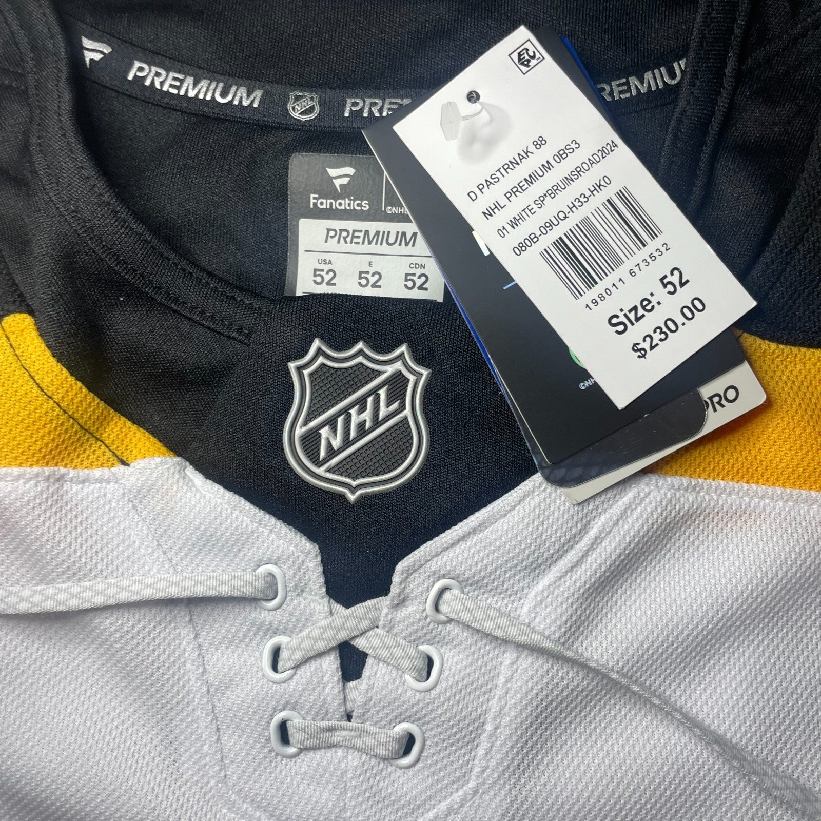 David Pastrnak Signed Fanatics Premium Jersey PSA/DNA Autographed Boston Bruins