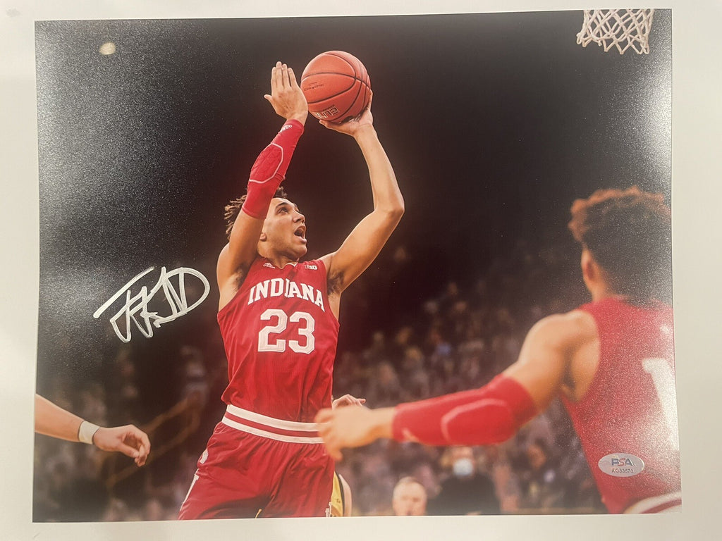 Trayce Jackson-Davis Signed 11x14 Photo PSA/DNA Autographed Indiana Hoosiers