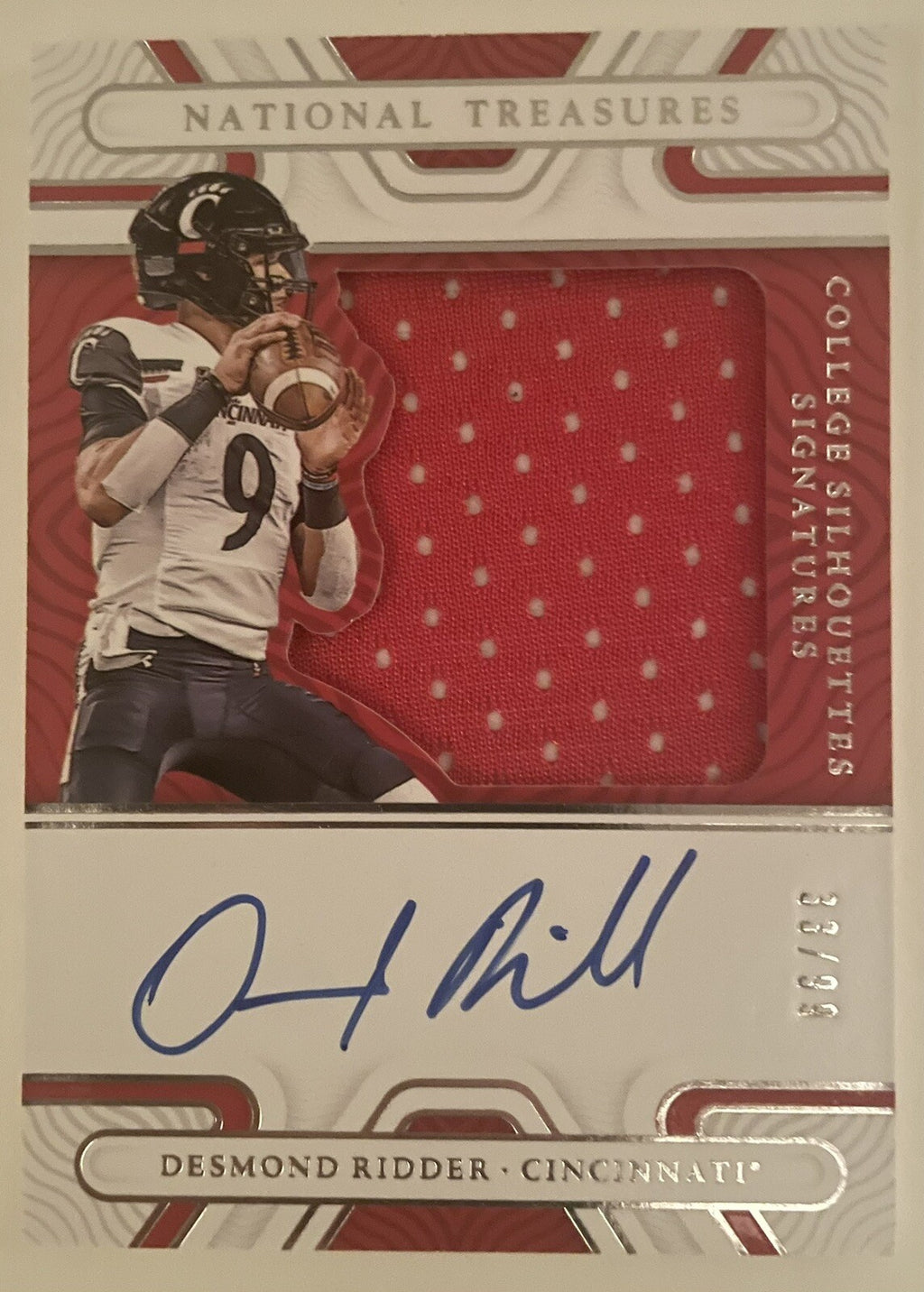 2022 Collegiate National Treasures Desmond Ridder 33/99 Silhouette Signatures RC