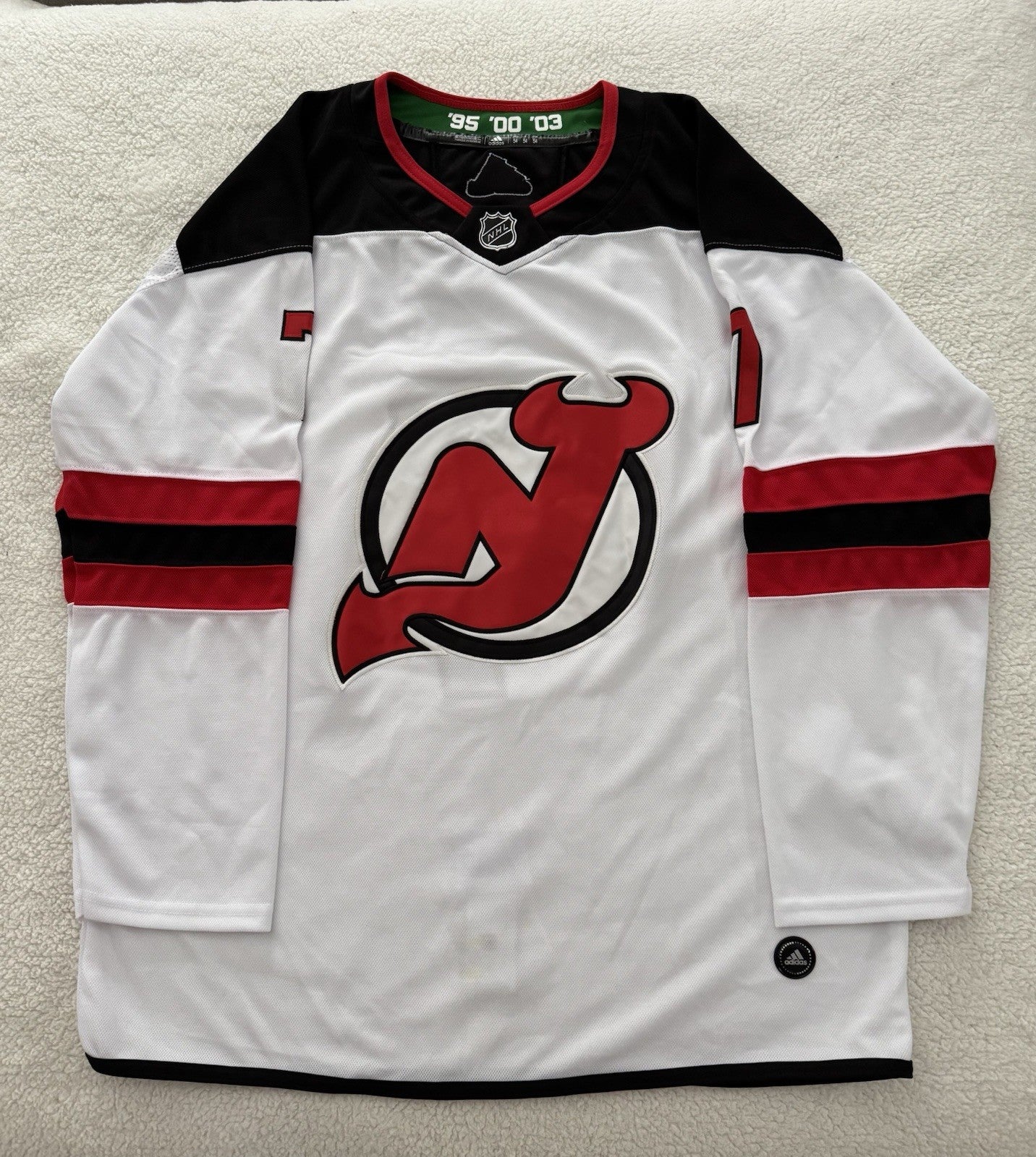 Dougie Hamilton Signed Jersey PSA/DNA Autographed New Jersey Devils See Pictures